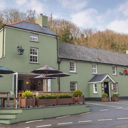The Cambrian Inn Solva Luaran gambar