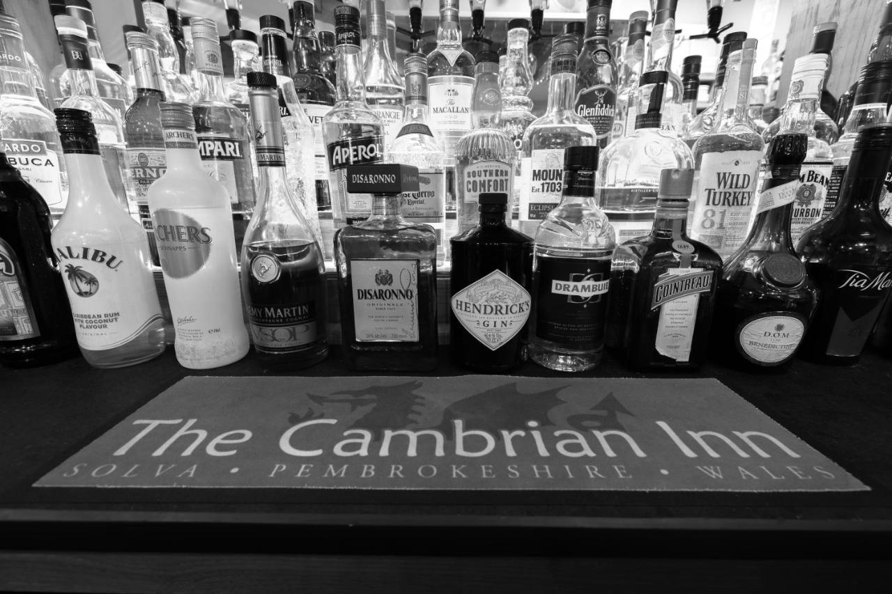 The Cambrian Inn Solva Luaran gambar