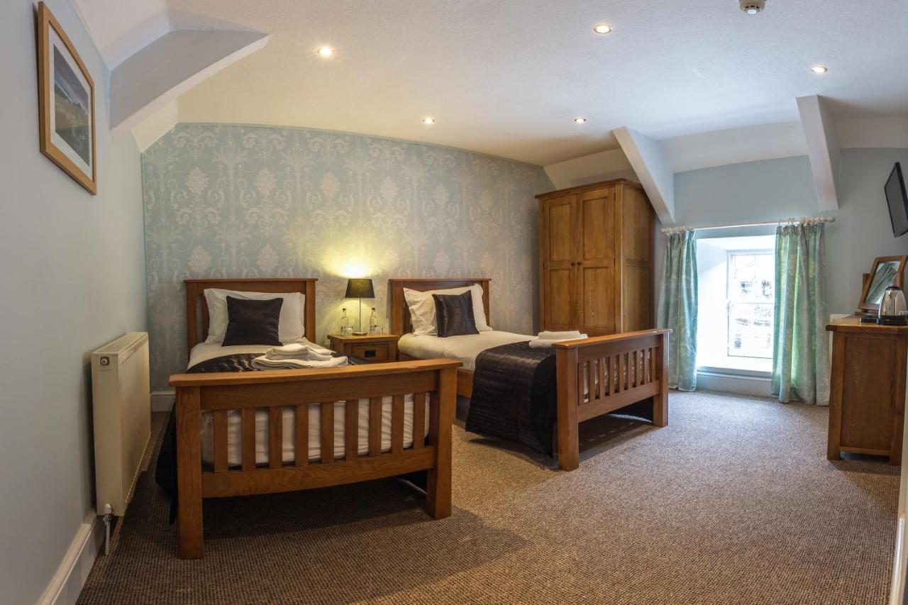 The Cambrian Inn Solva Luaran gambar
