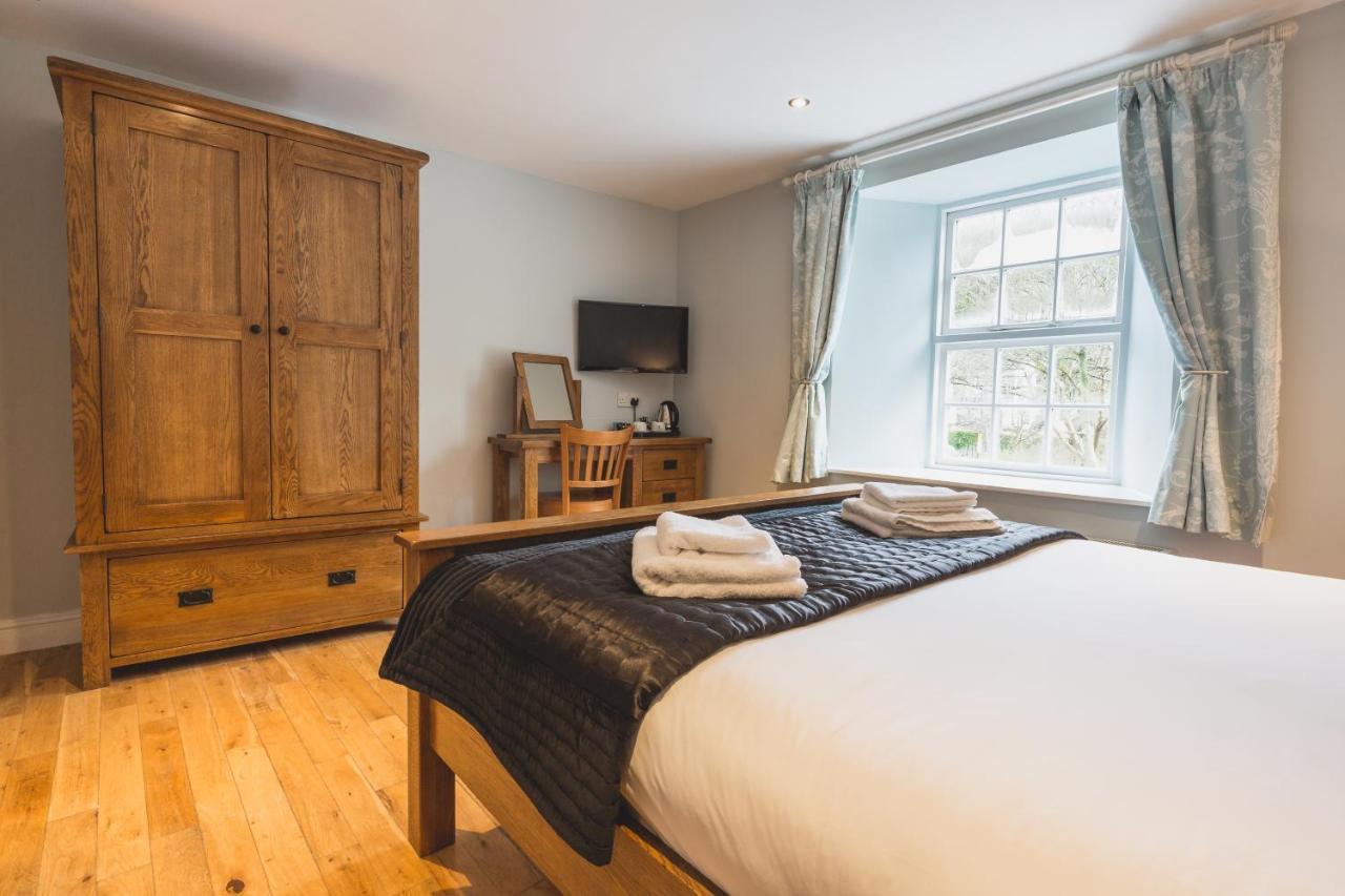 The Cambrian Inn Solva Luaran gambar