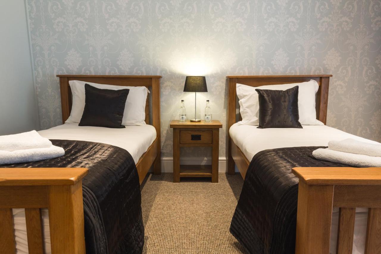 The Cambrian Inn Solva Luaran gambar