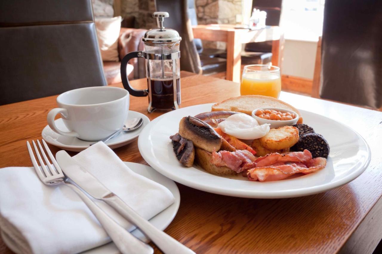 The Cambrian Inn Solva Luaran gambar